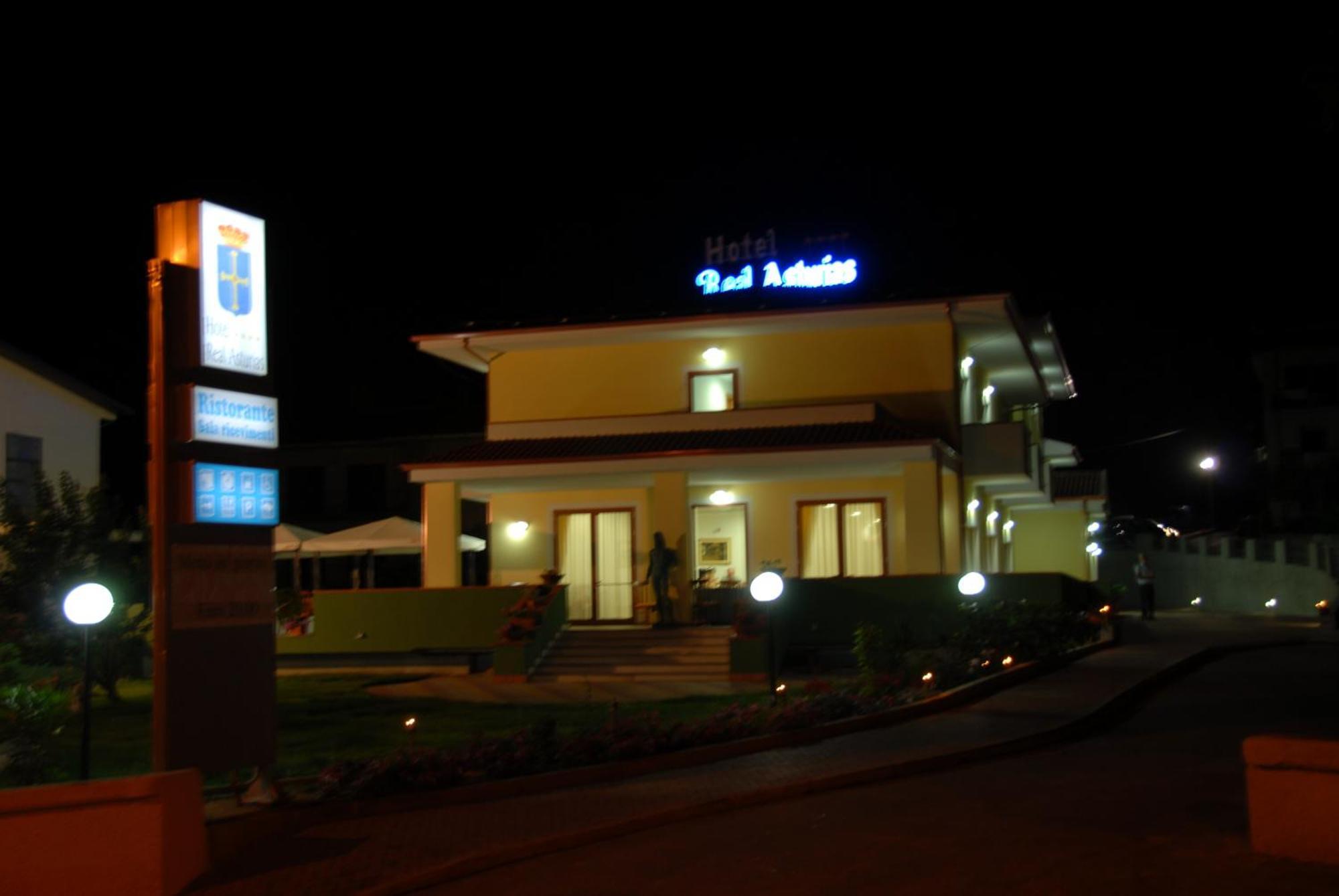 Real Asturias Hotel Acquappesa Exterior photo